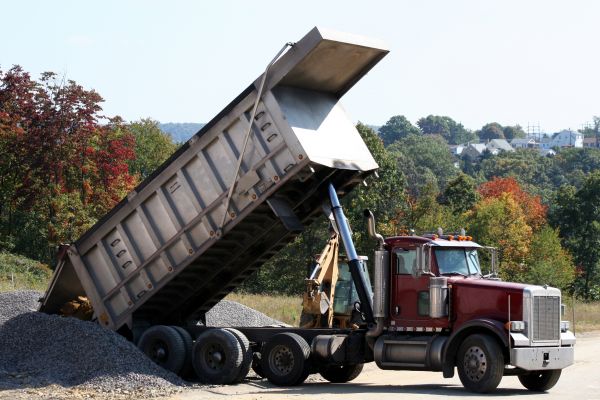 Landscaping Rocks Delivery in Thousand Oaks