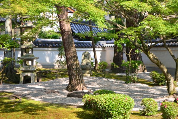 Zen Garden Landscaping in Thousand Oaks