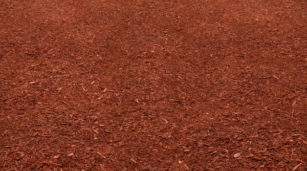 Red Mulch Delivery in Thousand Oaks