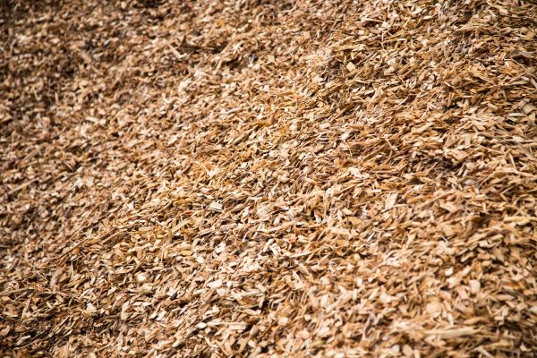 Hardwood Mulch Delivery in Thousand Oaks