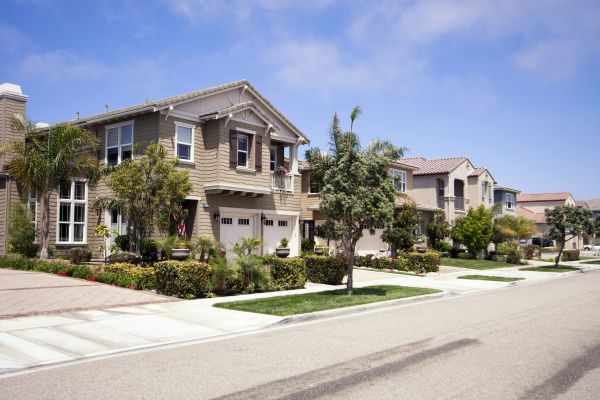 Neighborhood Landscaping in Thousand Oaks